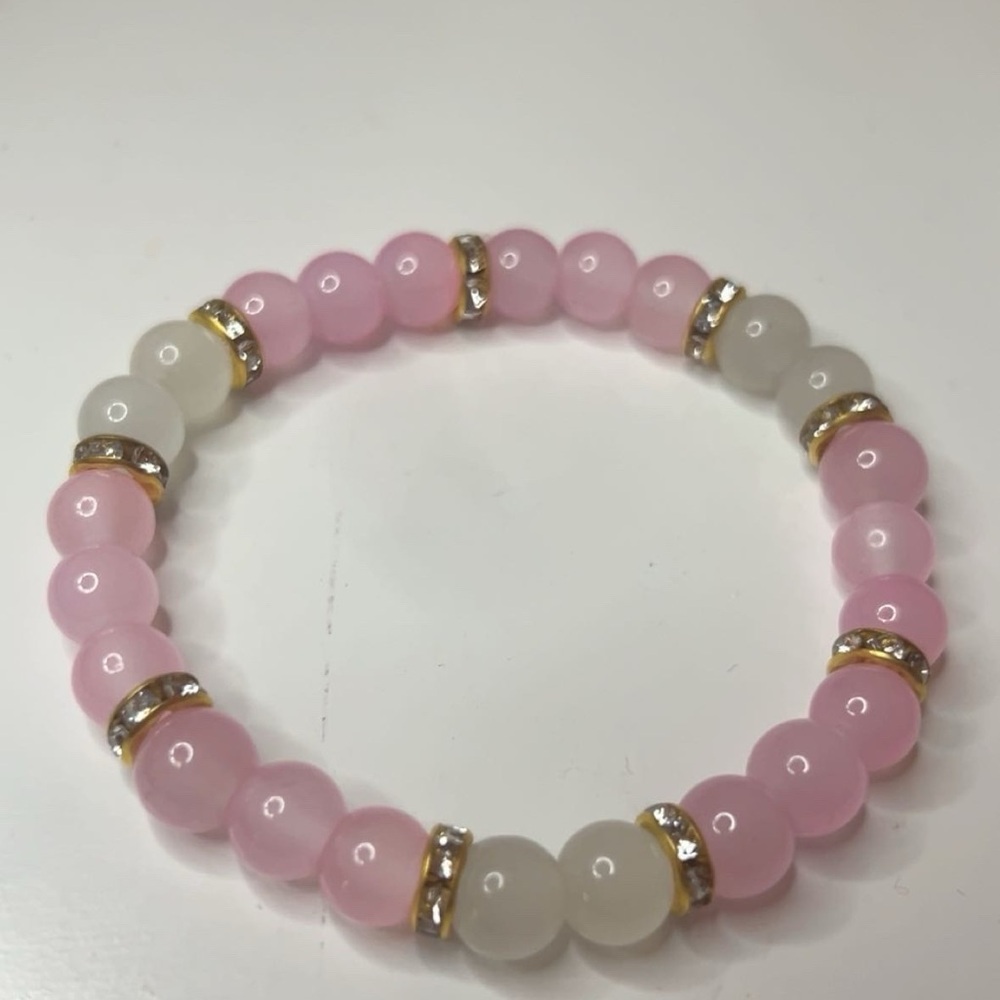 Chic Pink and White Beaded Bracelet